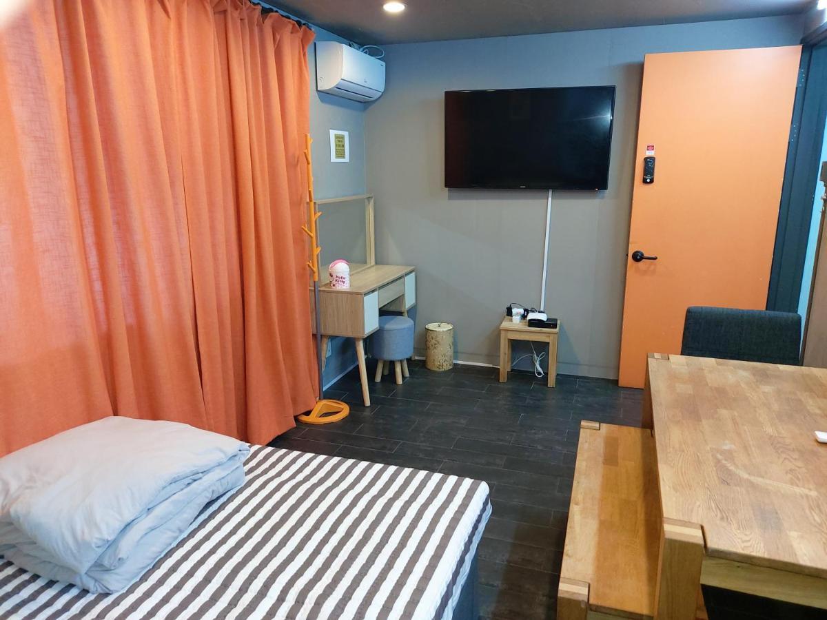 Buzz Guesthouse Hostel Seoul Exterior foto